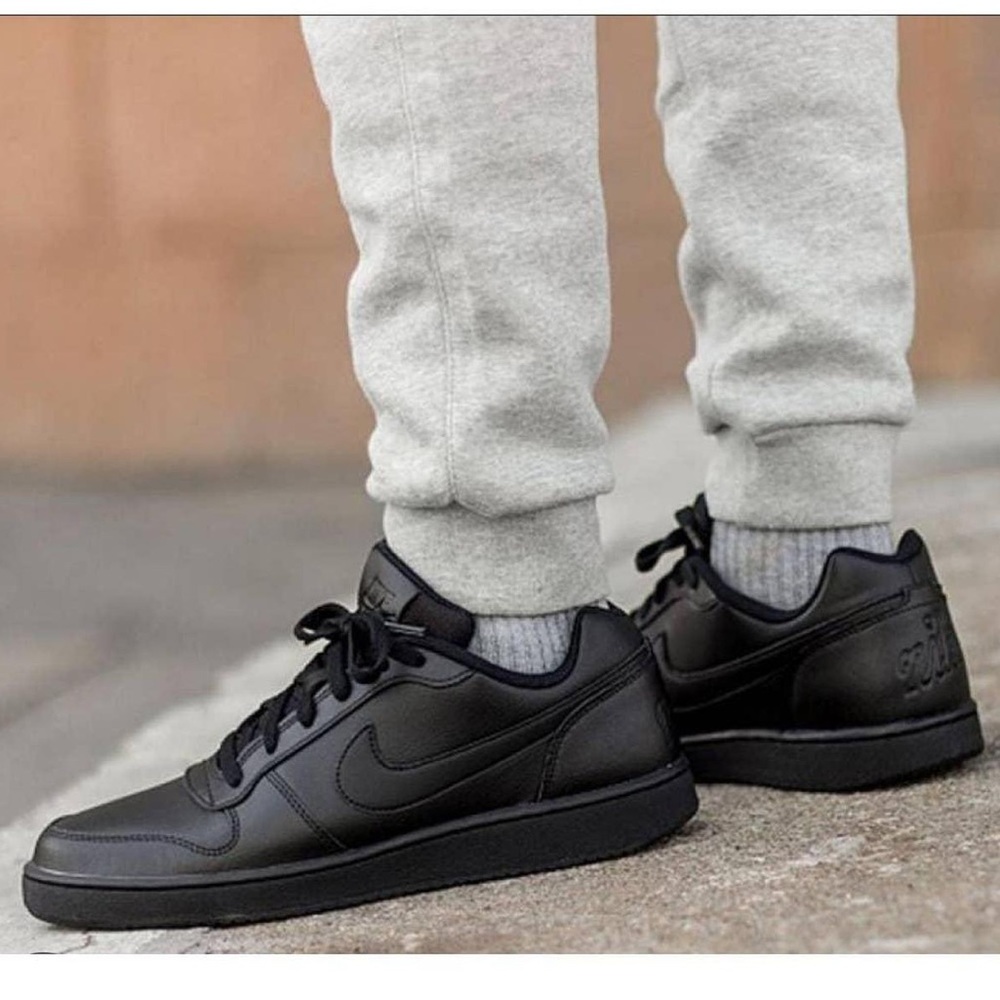 NWOT NIKE Ebernon Low 'Triple Black' shoes 🤙🏻